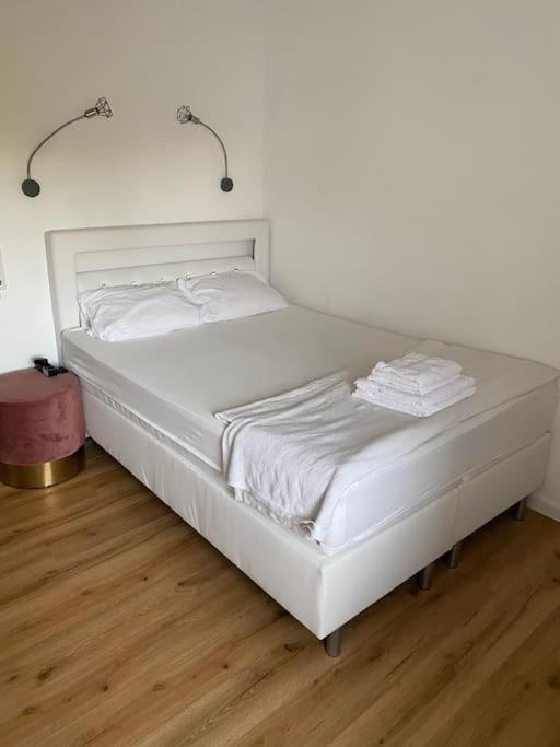 Schoene, Kleine, Gemuetliche Wohnung - Stadtmitte マインツ エクステリア 写真
